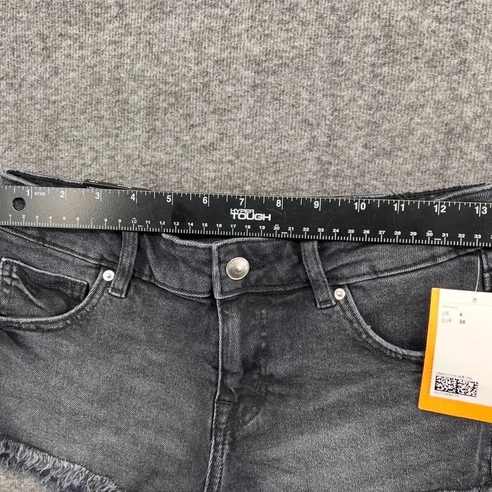 HM Divided Womens Low Waist Denim Shorts Washed Black‎ Frayed Hem Size 4 NEW